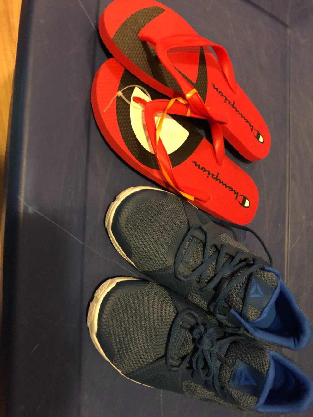 brooks men shoe us 10.5 new and champion us 10 brand new